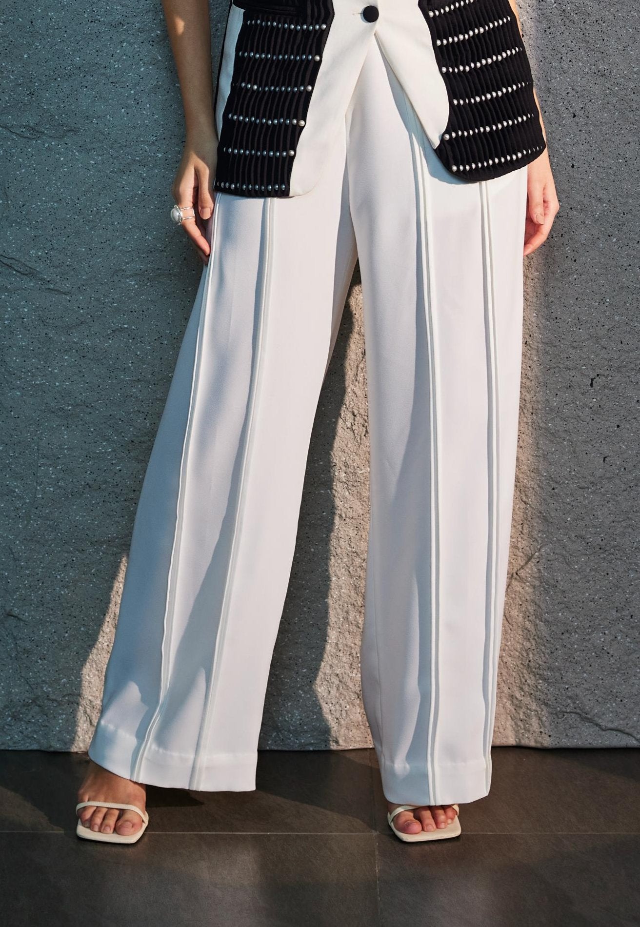 Ivory Flared Pleated Pant