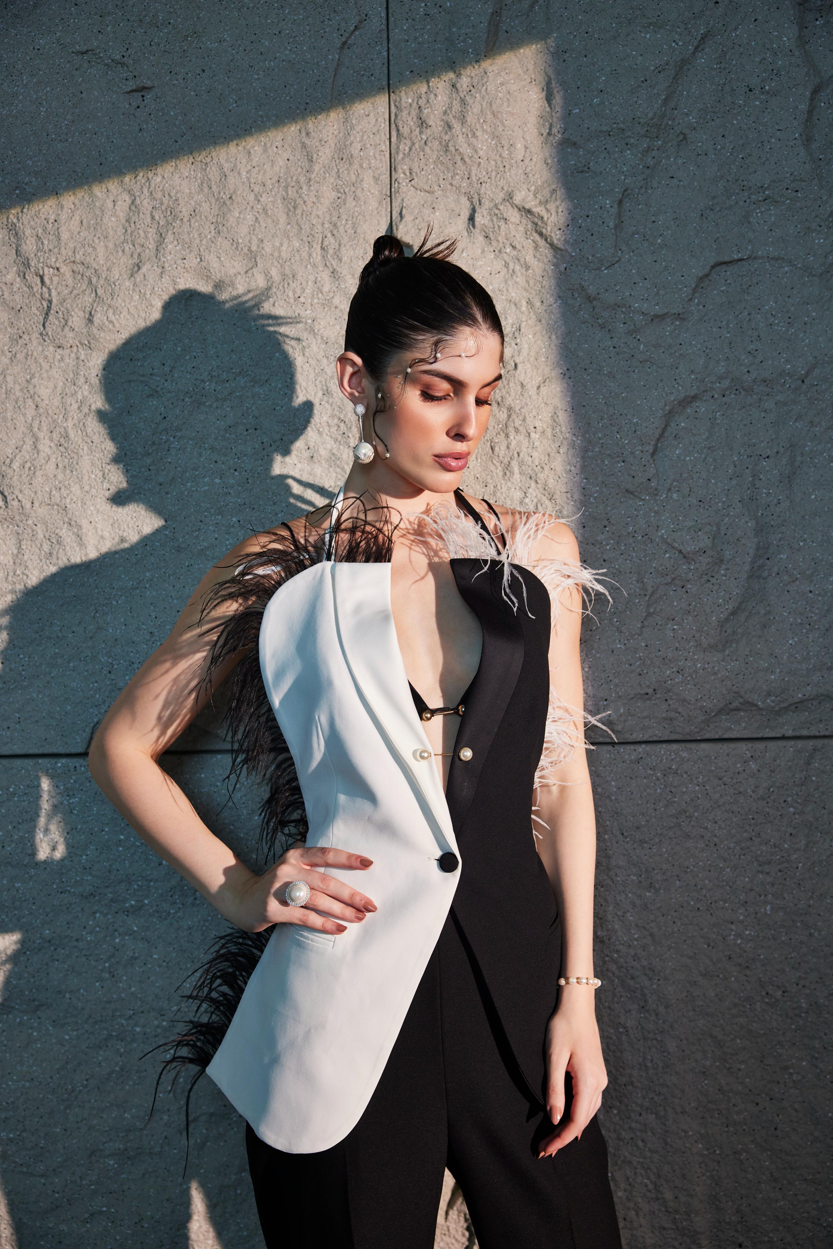 Dual Color Feather Backless Jacket