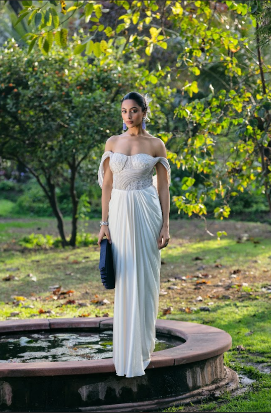 Ivory Sculpted Drape Saree