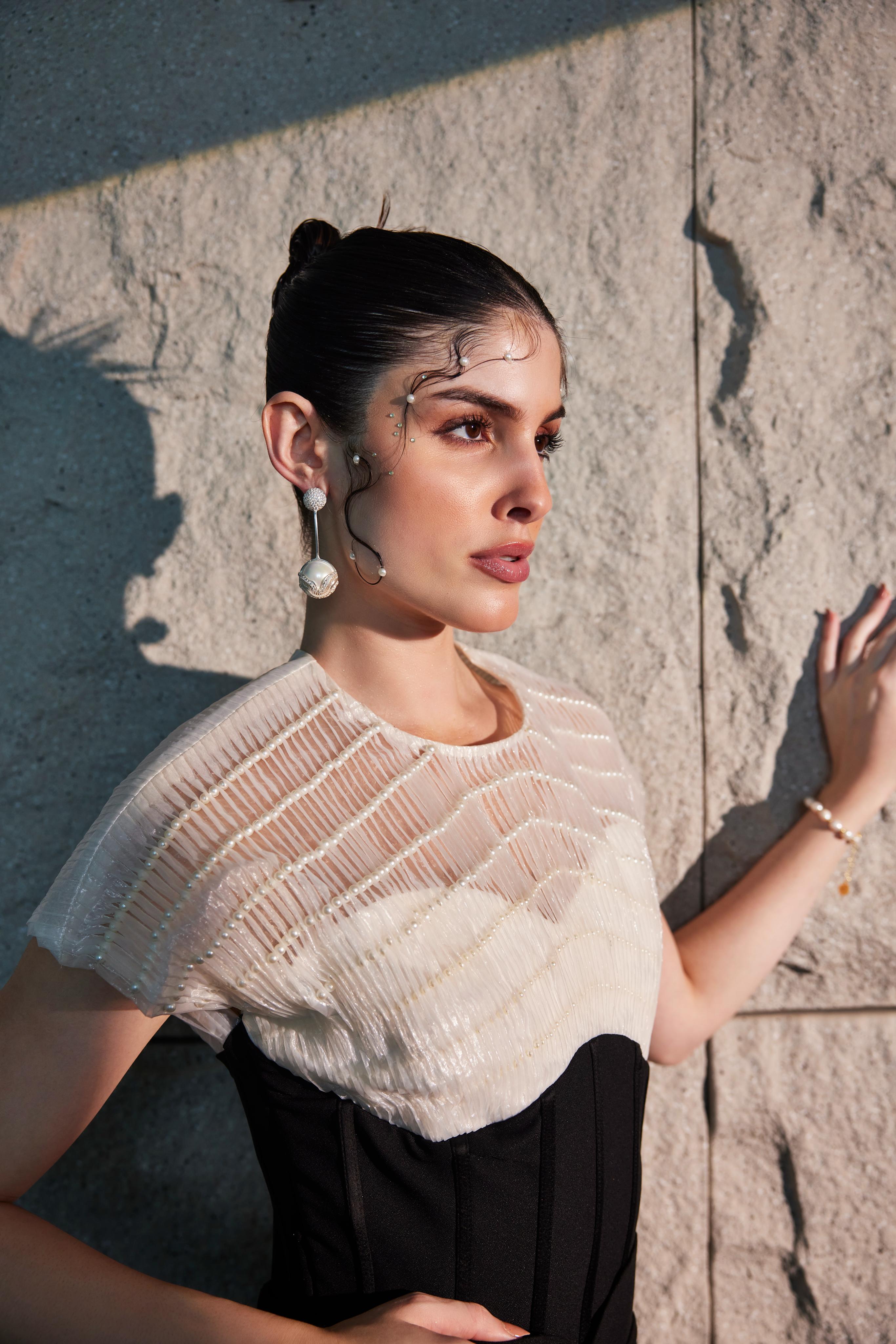 Tops & Shirts - Majestique