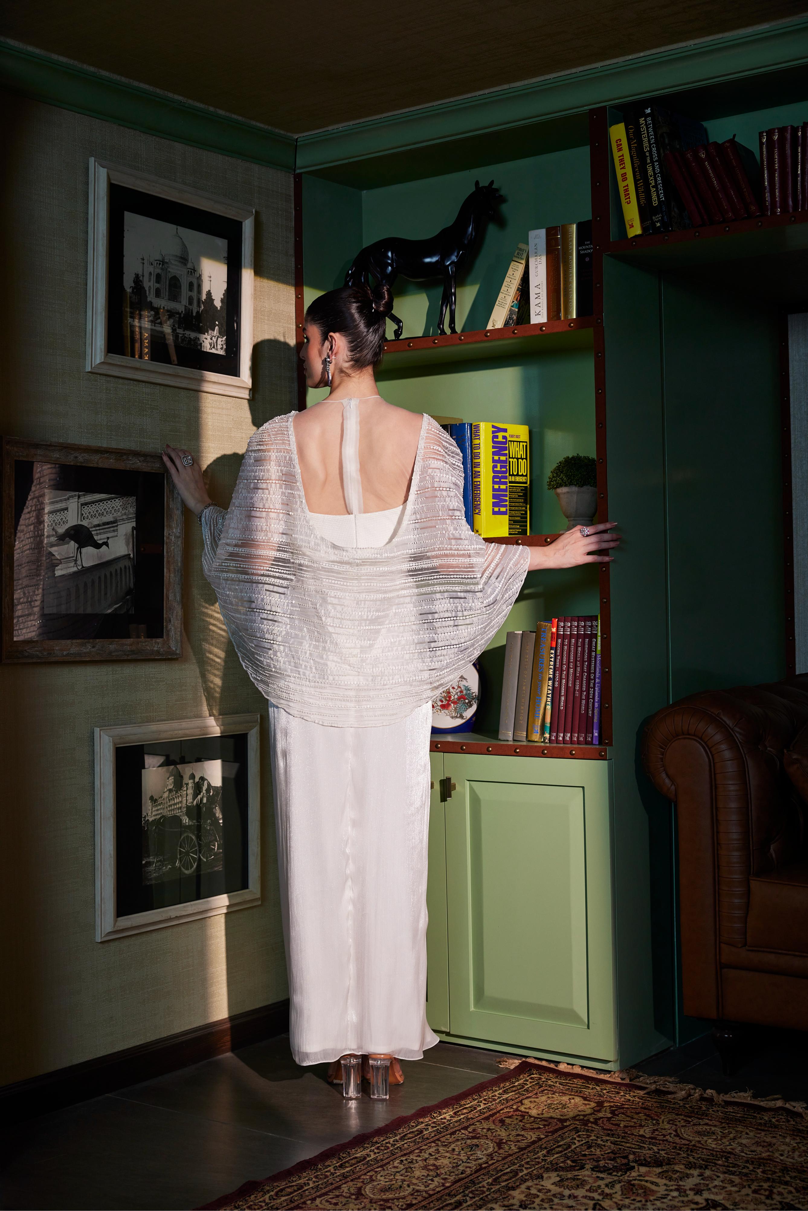 Ivory Draped Sweetheart Neck Saree Comes With Embroidered Cape