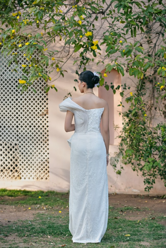 Ivory Sculpted Drape Saree